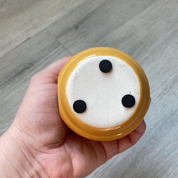 Honey Miel Beehive Honey Jar with Lid and Bee Dipper - Picture 8 of 8